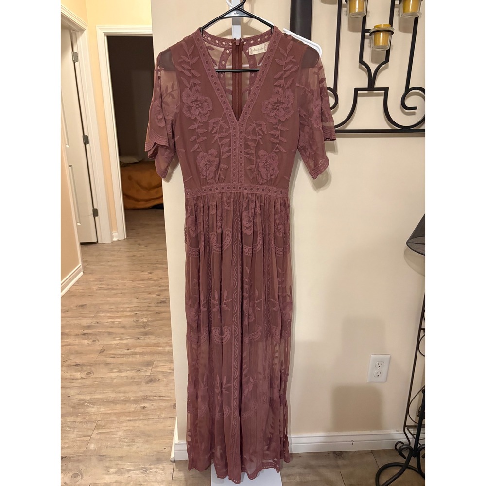 Altar'd State Embroidered Mesh Maxi Dress Mauve Boho Floral V-Neck Small